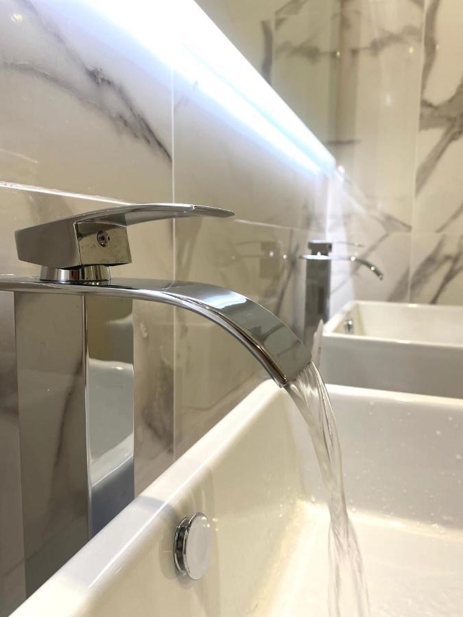 נאפולי Miluar Luxury B&B - Vanvitelli מראה חיצוני תמונה