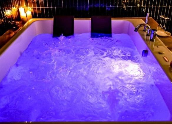 נאפולי Miluar Luxury B&B - Vanvitelli מראה חיצוני תמונה