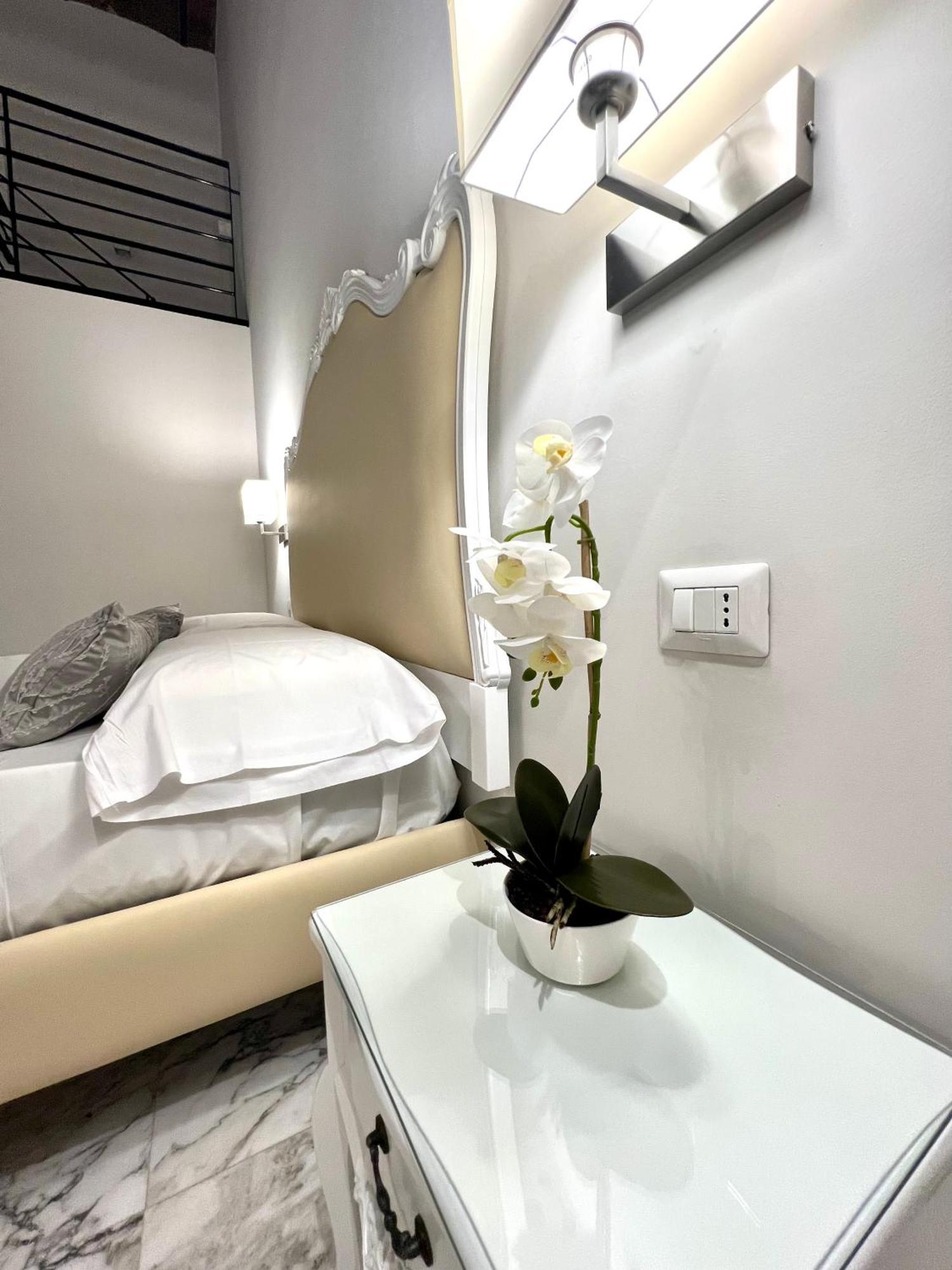 נאפולי Miluar Luxury B&B - Vanvitelli מראה חיצוני תמונה