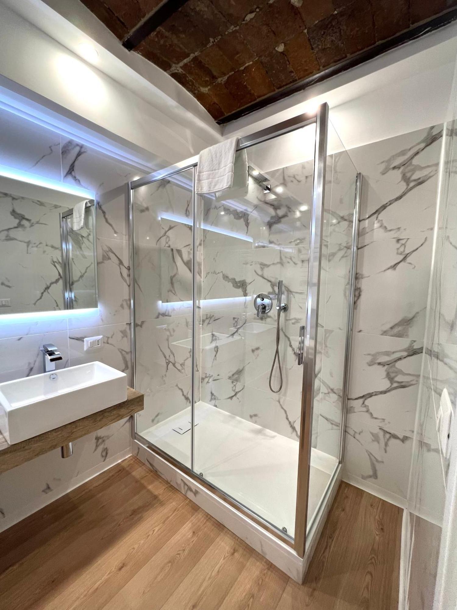 נאפולי Miluar Luxury B&B - Vanvitelli מראה חיצוני תמונה