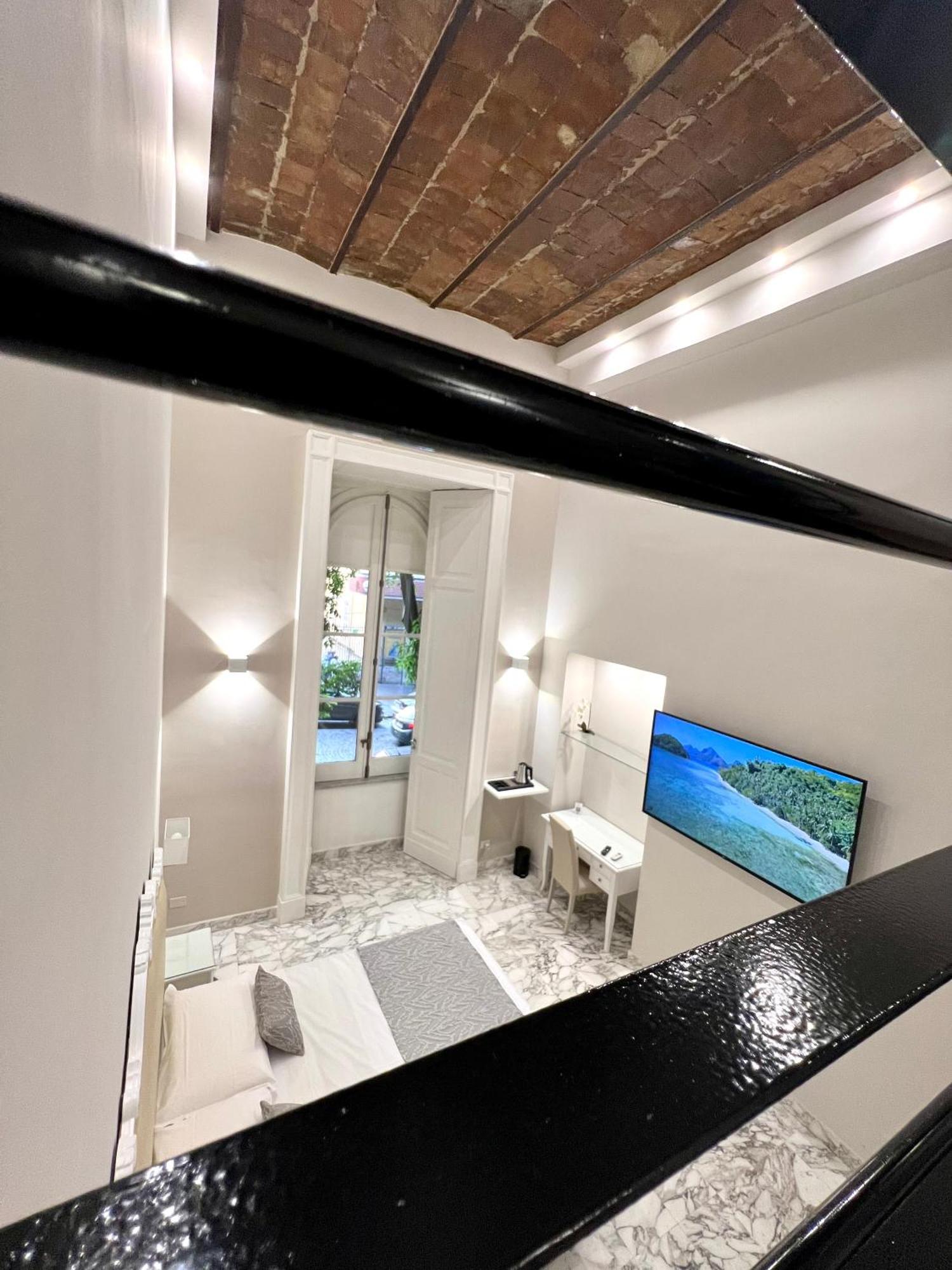 נאפולי Miluar Luxury B&B - Vanvitelli מראה חיצוני תמונה